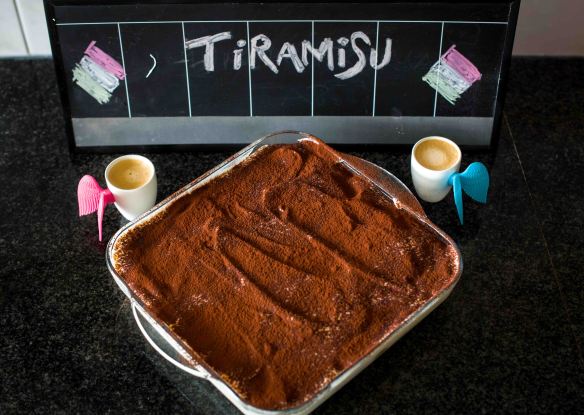 tiramisu by thekitchencrashers.com